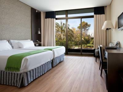 Nh Avenida Jerez 4*
